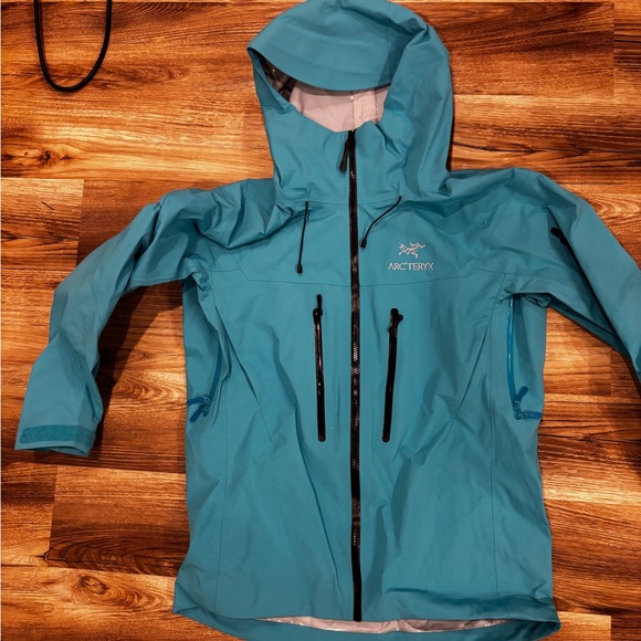 Arc'teryx Alpha SV Blue Large